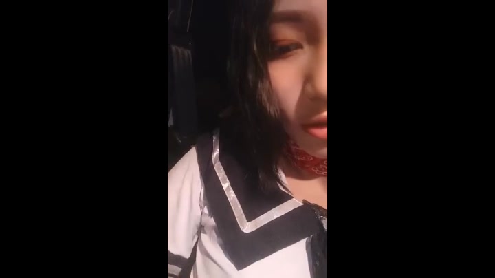 样子纯情的女主播穿着水手制服勾搭小车司机路边车震美女主播下面毛真多