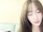 泡泡咕逼里塞葡萄挤出的刹那粉丝高潮刷礼物02