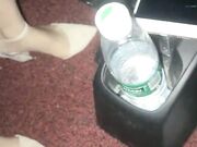 娇小户外回车上双人啪啪口交抽插呻吟娇喘诱人