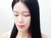 长发甜美系列美女主播 跳蛋自慰 水不够加点润滑剂来不走心