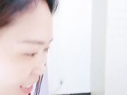 少妇露脸给小哥舔大鸡巴69口交让小哥草嘴舔菊花