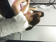 小哥路边野鸡店双飞两个轻熟女 享受骚逼的口活服务手抠骚穴 床边多体位爆草抽插