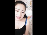 大奶翘臀丰乳浪妹子露脸啪啪秀，口活乳交技术真他妈好，多体位爆操，呻吟浪叫不断