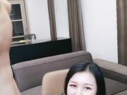 吸精小奶猫蹲立嗦弄蛋蛋深喉口交坐插呻吟01