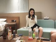 加钱哥啪啪约操蛇精脸嫩妹玩弄高潮迭起01
