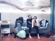 约了个黑裙性长腿妹子啪啪穿上情趣装口交