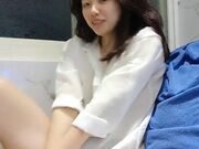 钢管舞女神舌吻小哥舔逼屁股让小哥抠弄骚穴