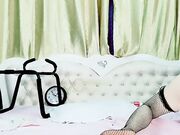少女白嫩美乳诱惑蒙面男饥渴上位打桩