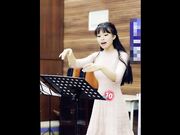 《台湾情侣泄密》渣男背女友和其他女生在图书馆约炮被人发现被曝光