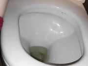 在海底捞厕所和老板做爱，外面人来人往真刺激！