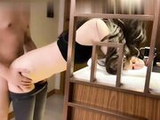 极品瑜伽女神健身房搭讪的极品尤物性感瑜伽服