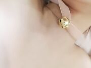 刚生完孩子的美少妇 巨乳大奶一挤奶就流2