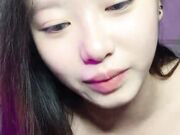 新人下海甜美少女 和小男友激情操逼