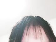 全程露脸性感尤物，奶大逼嫩还没毛，来着大姨妈就被大哥干了，边草边流血