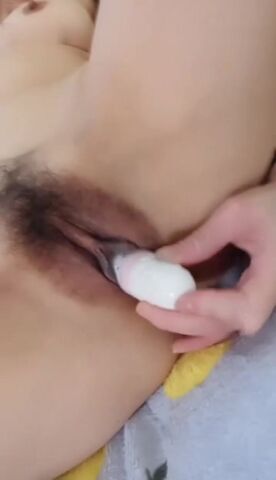 妖艳骚气长发新人苗条美女主播 性感情趣装高跟鞋慢慢脱光自慰秀