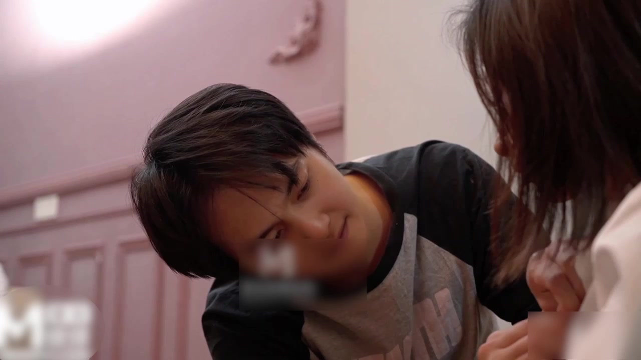 和兄弟女朋友做爱真的爽死啦