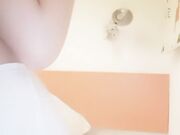 绿播转黄 高颜值极品身材的气质粉嫩小妹妹来月经了只能给炮友吃屌打奶炮