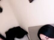 清纯学妹露脸跟小哥激情啪啪 让小哥无套抽插 打桩机的速度快把小骚逼给干晕了