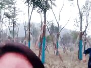 爆乳户外美娇娘性感情趣诱惑公园勾引散步路人 马路中央爆菊口爆激情潮吹