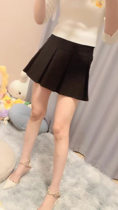 全平台身材天花板，杭州极品小仙女，哪个男人看了不留鼻血，无套啪啪，美轮美奂