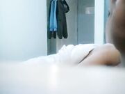 酒店约炮医科大护理系短发气质兼职妹服务不行就会躺着挨屌