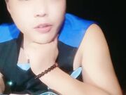 小哥的幸福生活户外双飞风骚两姐妹 全程露脸草完年轻的妹妹干骚姐姐