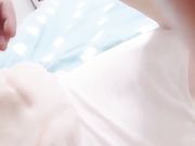 美女和客人偏僻出租屋啪啪