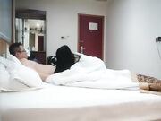 肉感大奶少妇兼职 洗完澡后上床啪啪 口交大鸡巴让大哥吃奶子 压在身下抽插