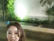 温泉酒店约粉丝 美少妇 大长腿 温泉性爱 连干两炮 会享受骚货做爱好投入