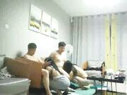 【换妻传媒】约对夫妻4P交换，玩游戏调调情，开操卡掉回酒店补偿，猛操肉丝大肥臀