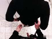 骚逼给钱可以随便干直接在大街上就脱下裤子让大鸡巴操