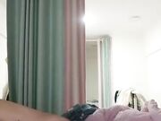 受不了了 快操我 清纯脸女友小白 遭男友振蛋玩逼 痒的不行哀求男友进来操逼止痒