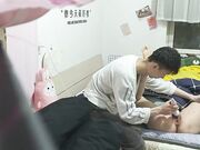 小哥出租屋猛操刚刚下班困的要死的女友 各种姿势露脸啪啪