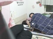 小哥出租屋猛操刚刚下班困的要死的女友 各种姿势露脸啪啪