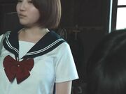 机关枪美少女潜入违禁制药厂 女学生间谍遭遇反杀1