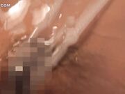 清纯女学生被恶臭中年大叔连续内射2
