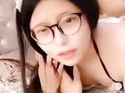 真实乱伦 带高三表妹去三亚玩 开苞玩了一周后 给了一万块封口