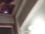 性感美骚少妇弄坏酒店蓬头故意勾引求操