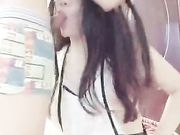 大屁股美女女仆装被主人各种调教
