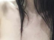 高颜值混血美女自摸和男友激情自拍