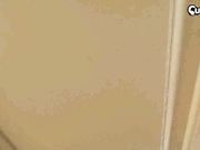 保姆让主人操到淫水直流