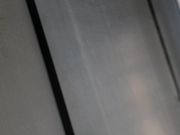 潜入女厕偷拍为拍脸跟到操场