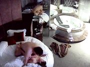 小鸡鸡满足不了这骚女友来换人