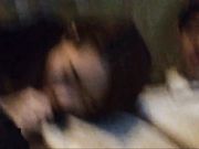 可爱小美女与欧巴包厢里脱裤子让美女吃屌回宾馆戴上套就草
