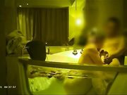 佛爷几天没干就逼痒的离异气质少妇第3部刚从老家回来就酒店约炮先来个鲜花浴去疲劳完整版上部