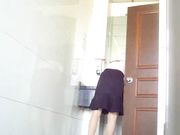 甜美型美少妇与白丝黑高绝色女秘书身材曼妙逼缝细长