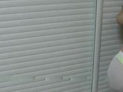 真会玩啪啪打扫两不误站炮后入白丝浪穴淫水白浆把腰不停怼操