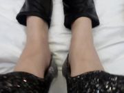在酒店和极品粉嫩尤物女友玩SM调教性感美女的嫩逼