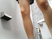 来自泰国洗手间偷拍 让你看看泰国妹子的异国风情