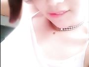 清纯可爱萌妹子耍贱卖萌挑逗司机在车上淫乱